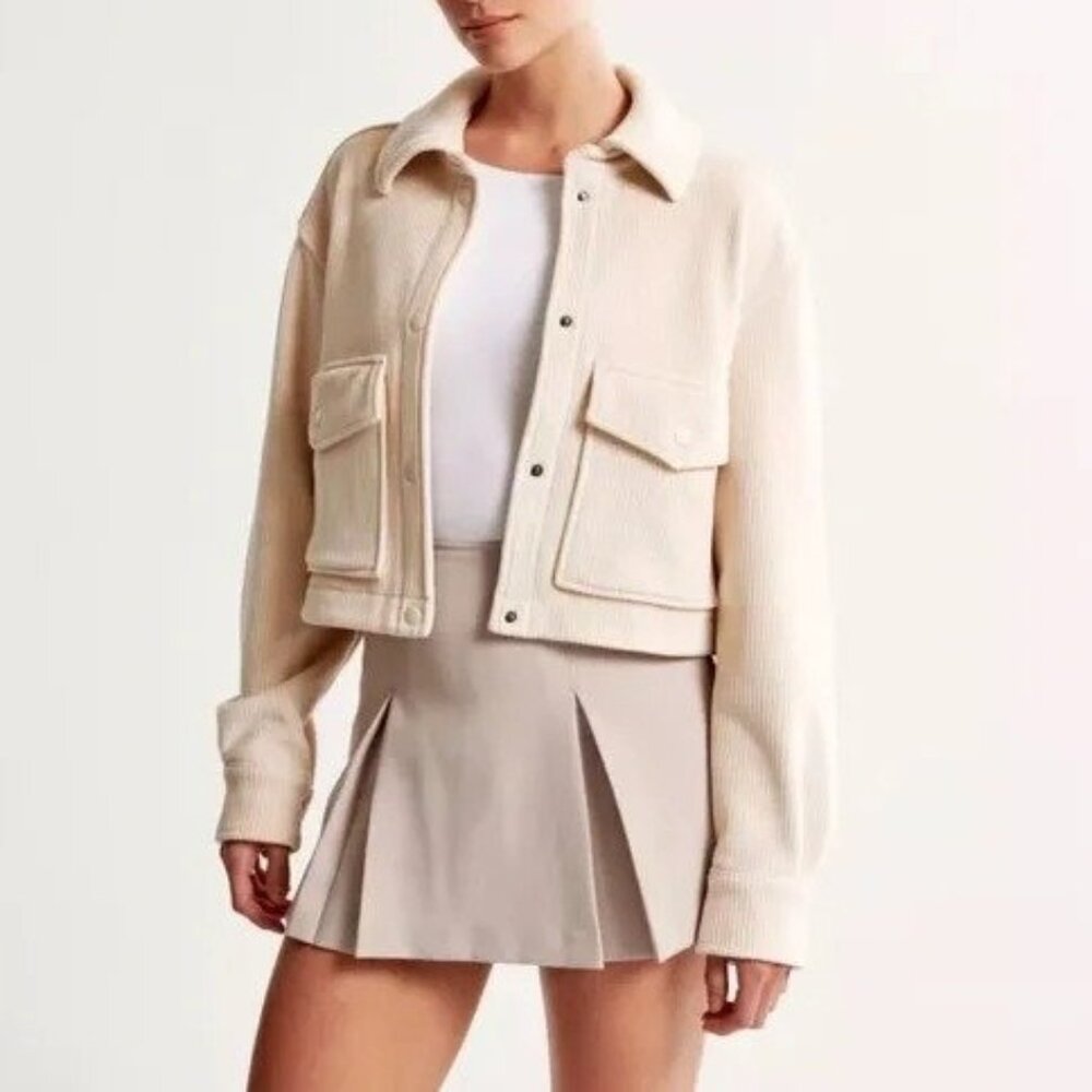 Abercrombie Cropped Corduroy Velour Shirt Jacket